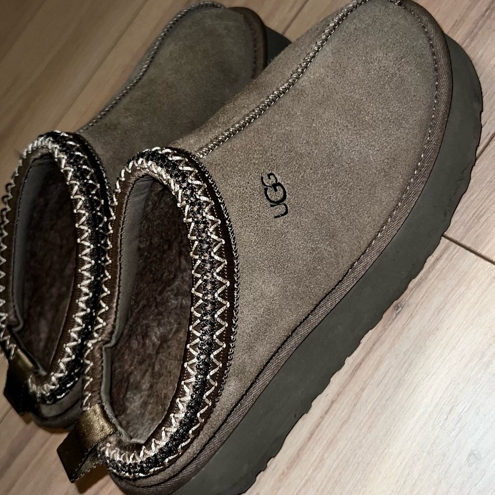 UGG Men's Brown Suede Slip-Ons
